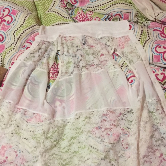 H&M lace see through top - Picture 3 of 5